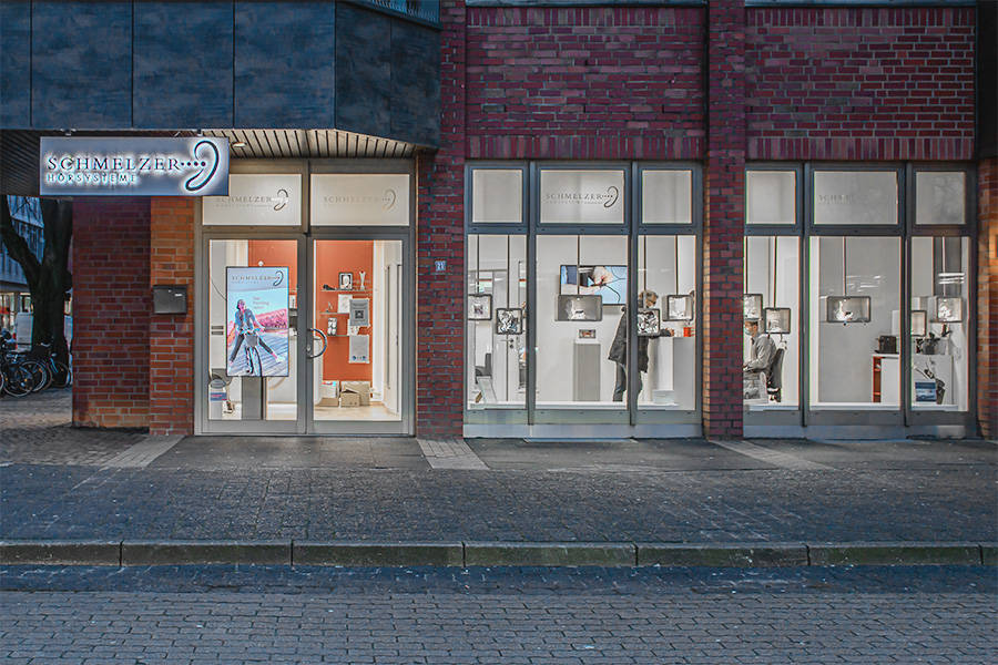 Ahrensburger Fachgeschäft von außen Ahrensburger Fachgeschäft von außen